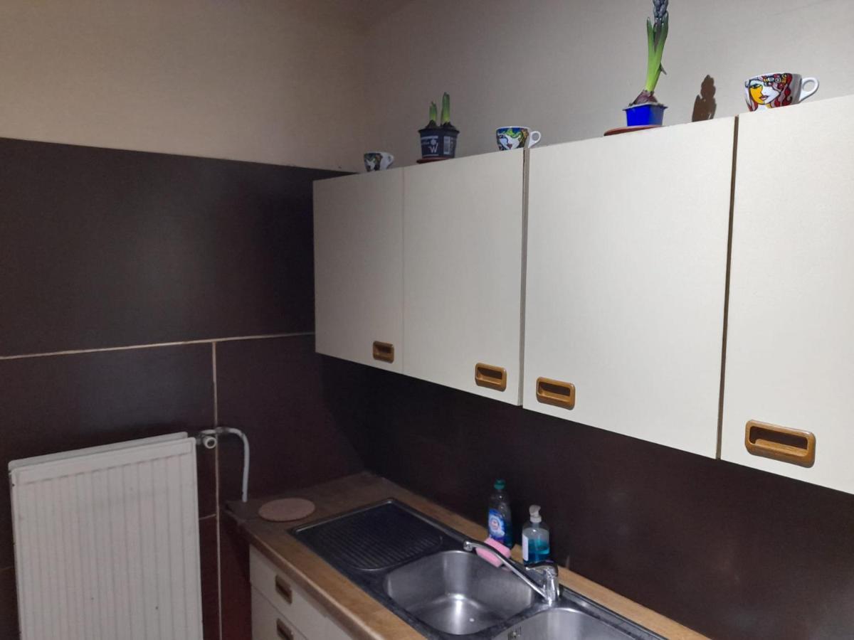 Apartamento Cute,Cosy,Comfortable Studio In The Heart Of Antwerpen Exterior foto