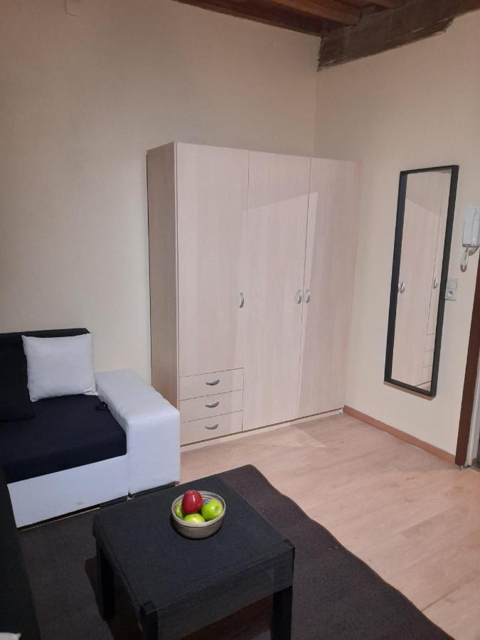 Apartamento Cute,Cosy,Comfortable Studio In The Heart Of Antwerpen Exterior foto